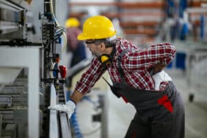 Warehouses drive Northern Nevada’s economy. In Reno, Sparks, and nearby areas, workers rely on forklifts, conveyor belts, and heavy equipment daily. These machines keep goods moving but also carry serious risks. A single accident can lead to life-changing injuries.