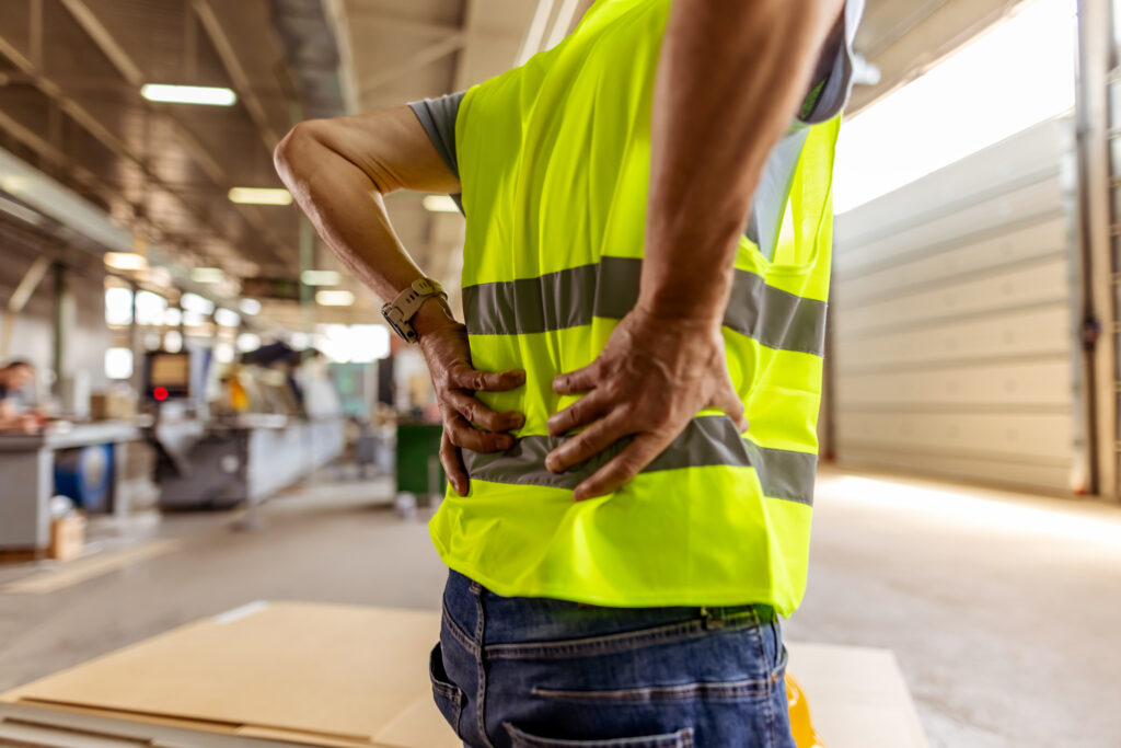 Back injuries are among the most common reasons employees file workers’ compensation claims. But what happens if you already had a back problem before your workplace injury? Many employees worry that a pre-existing condition — such as chronic back pain, degenerative disc disease, or scoliosis — will automatically disqualify them from workers’ comp benefits.