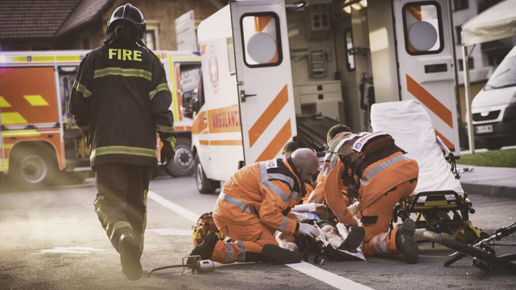 Emergency Medical Technicians (EMTs) face high-risk situations every day — from car accidents and medical emergencies to unpredictable environments and physical strain. While their mission is to save others, EMTs themselves often suffer serious injuries in the line of duty.