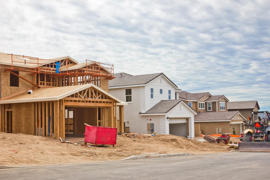Residential construction projects across Nevada rely heavily on equipment such as excavators, skid steers, backhoes, bulldozers, and loaders. From preparing building sites to moving materials and digging foundations, heavy machinery plays a critical role in modern home construction. While these machines help improve efficiency, they also create serious safety risks. A single equipment-related accident can cause severe injuries that leave a construction worker unable to return to work for weeks, months, or even permanently. If you are injured in a heavy equipment accident while working on a residential construction site, Nevada workers’ compensation benefits may provide important financial and medical support during your recovery.